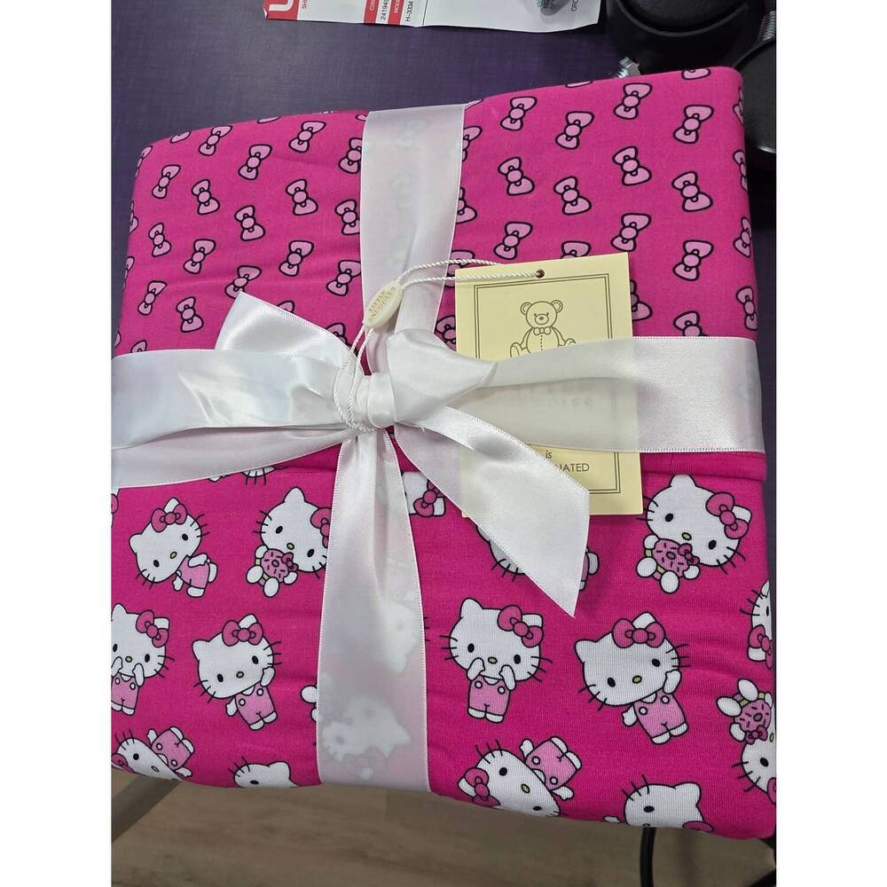 NEW CHARLIES PROJECT girls hello cutie non quilted bamboo blanket in pink multi